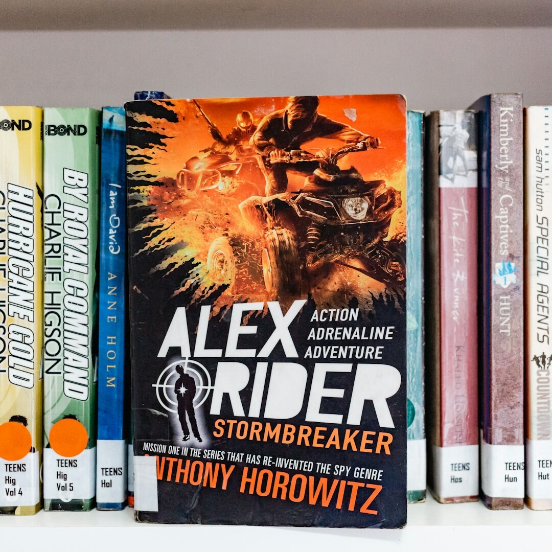 beginner author outlining thriller plot